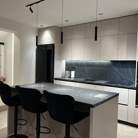 Two Stars Apartment
